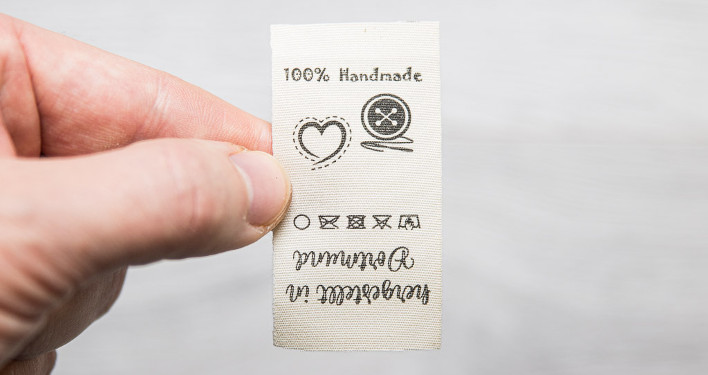 Etichette in tessuto stampate con il tuo design