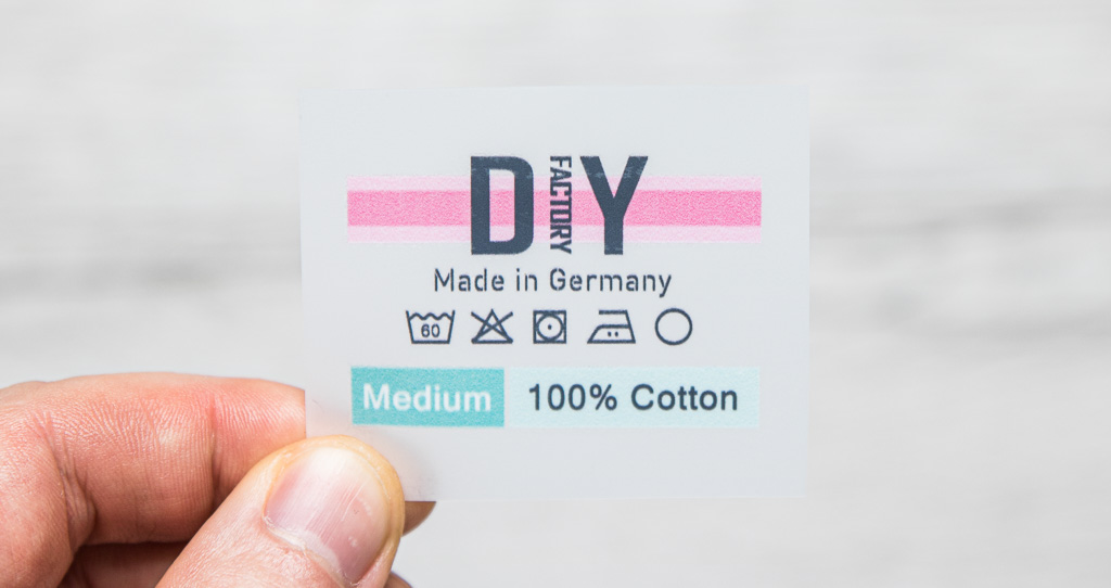 Etichetta transfer abbigliamento